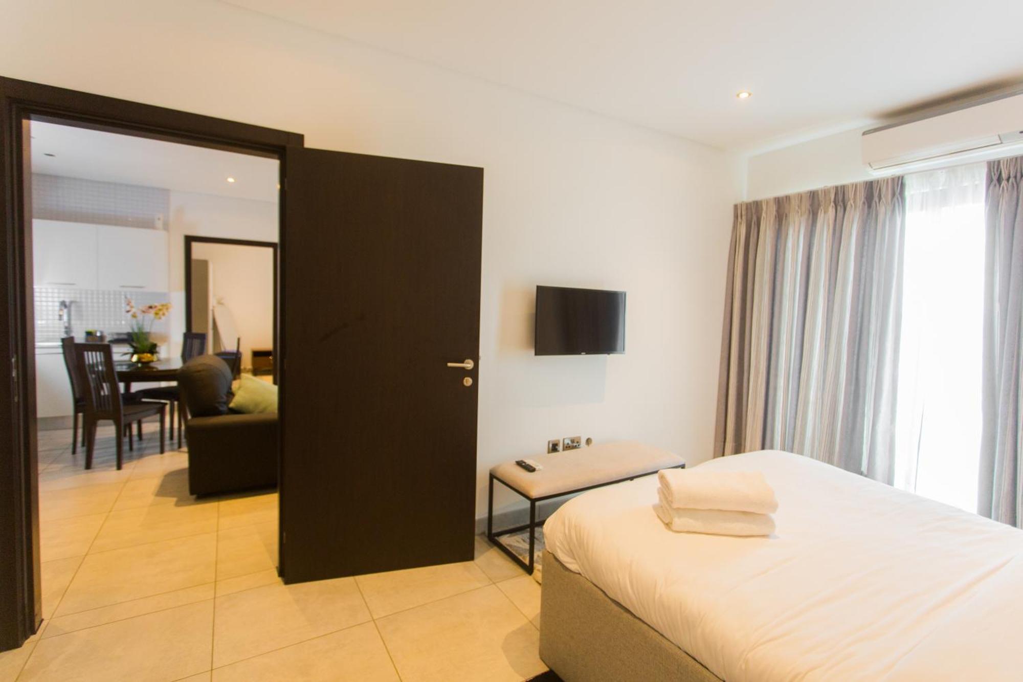 Accra Luxury Apartments @ The Signature Exteriör bild